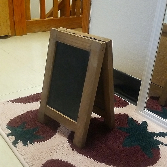 Mini Wooden Display Sign - Picture 1 of 3